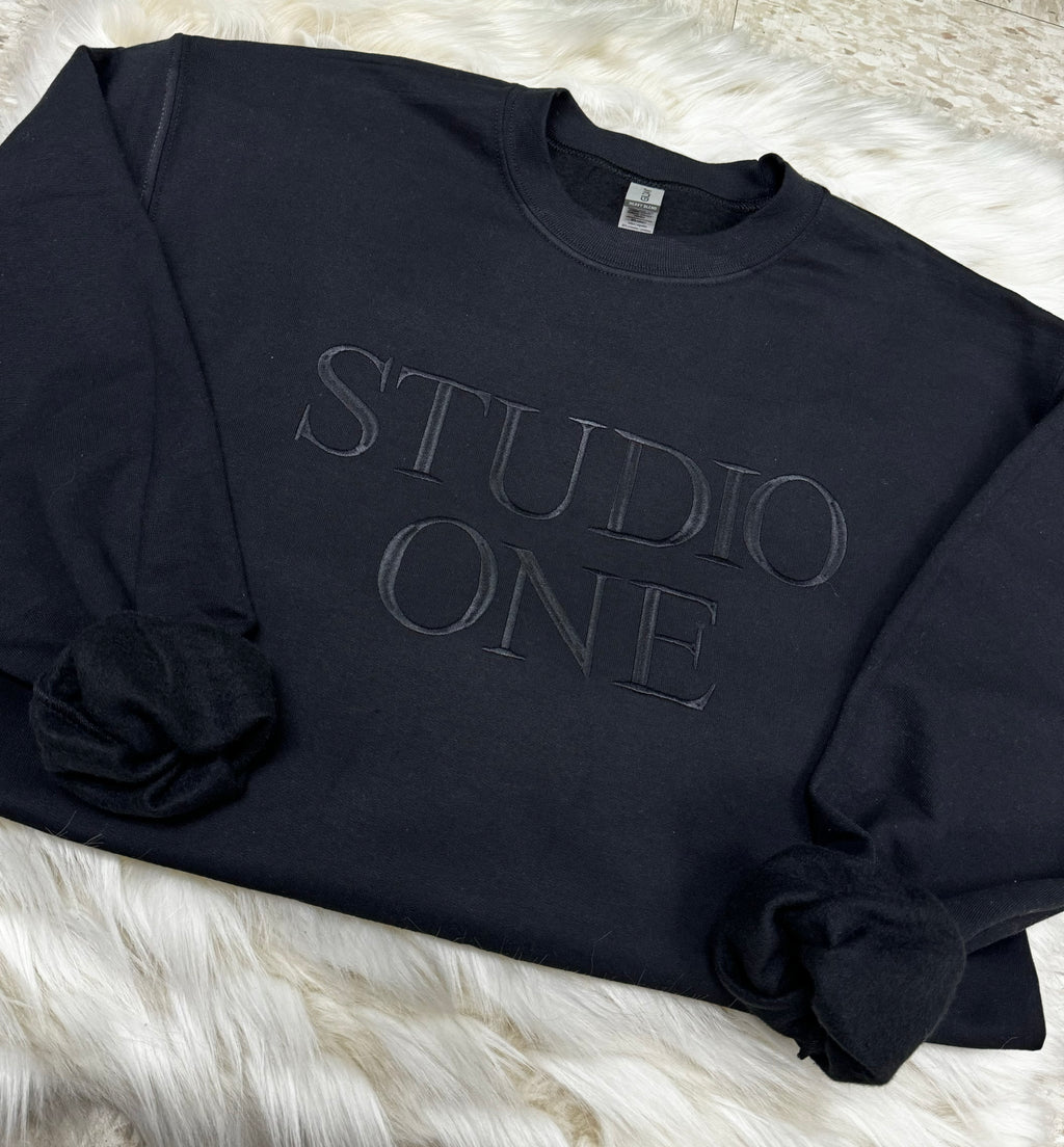 STUDIO ONE Sweatshirt - Tone on Tone