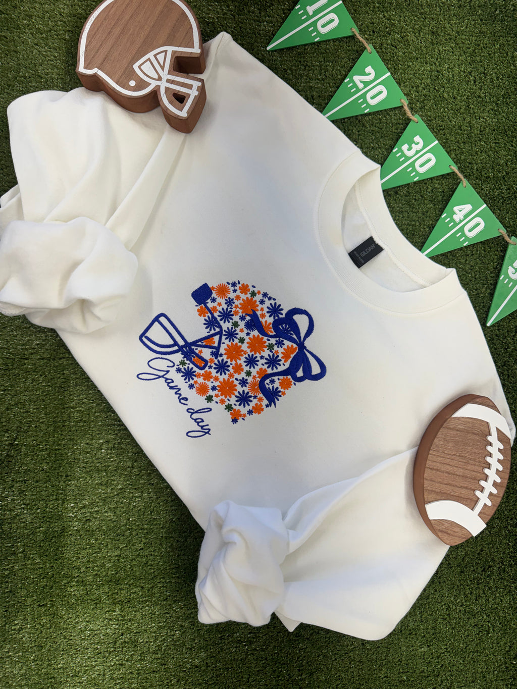 Game day crewneck