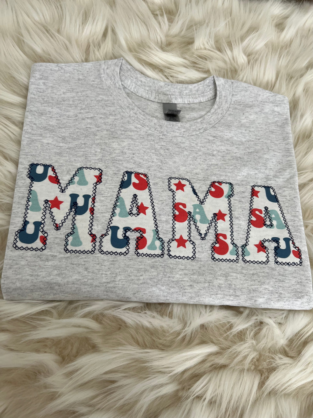 Mama USA Retro Applique Embroidered T-Shirt
